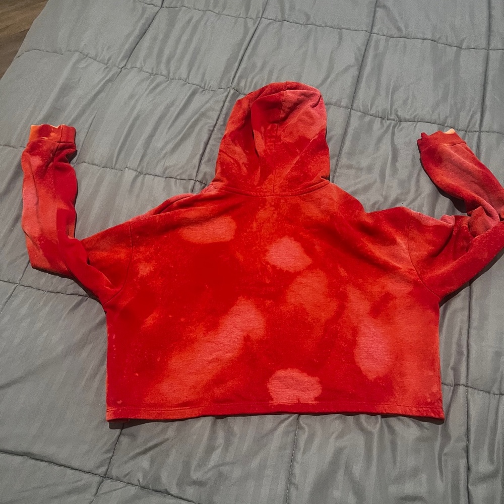 Cropped hoodie